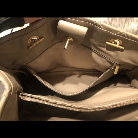Chanel bag - Picture 4 of 8